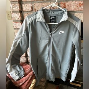 Nike Zip Up Athletic Light Weight Jacket Women’s Size‎ XL